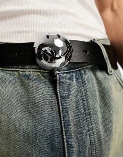 ASOS X Smiley® - Faux Leather Belt With Warped Buckle In Black