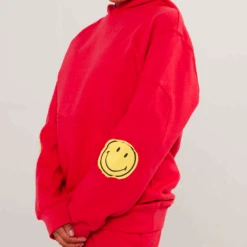 Smiley® Oversized Hoodie, Red -Original Smiley Shop 5 b6f8cbb4 9880 4b0c b1f5 707e171bcf2f