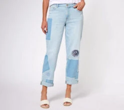 LOGO By Lori Goldstein X Smiley World Special Edition Petite Jeans