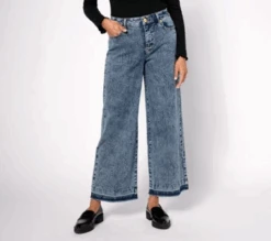 LOGO By Lori Goldstein X Smiley World Petite Wide Leg Jeans