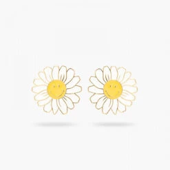 Smiley White Daisy Post Earrings